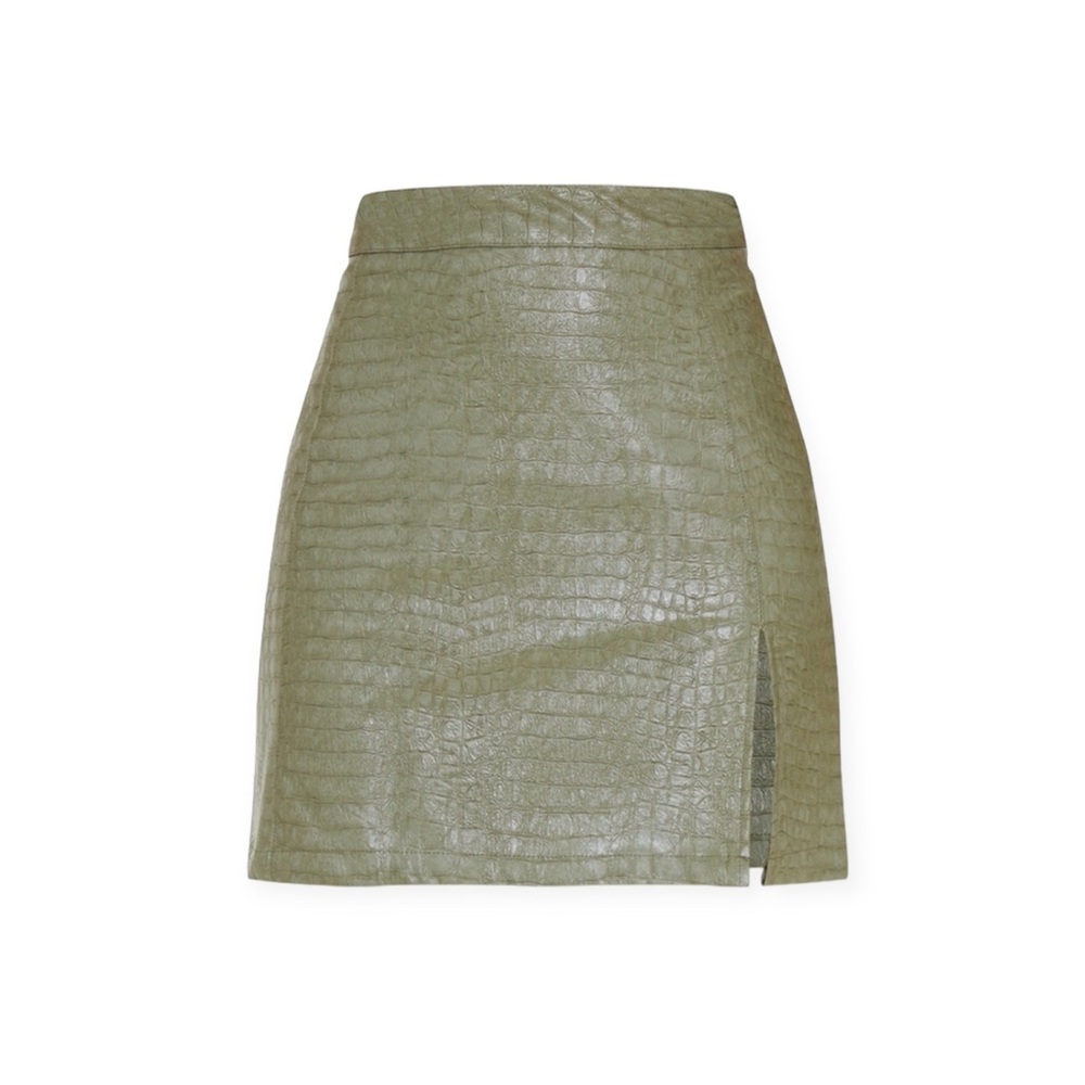 NWT Pretty Little Thing PLT Green Vinyl Faux Leather Crocodile Mini Skirt size 8